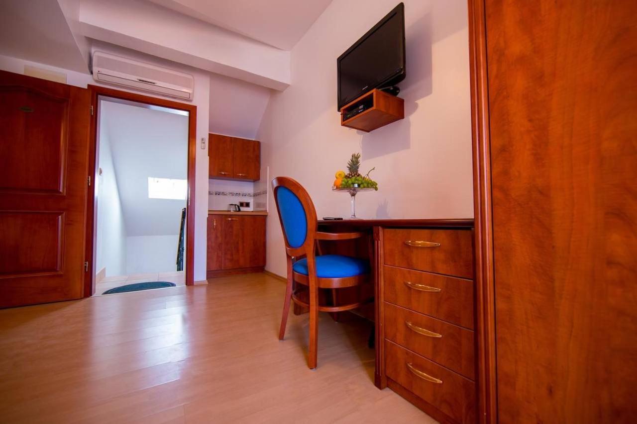 Apartments Villa Cardo Mali Ston Buitenkant foto