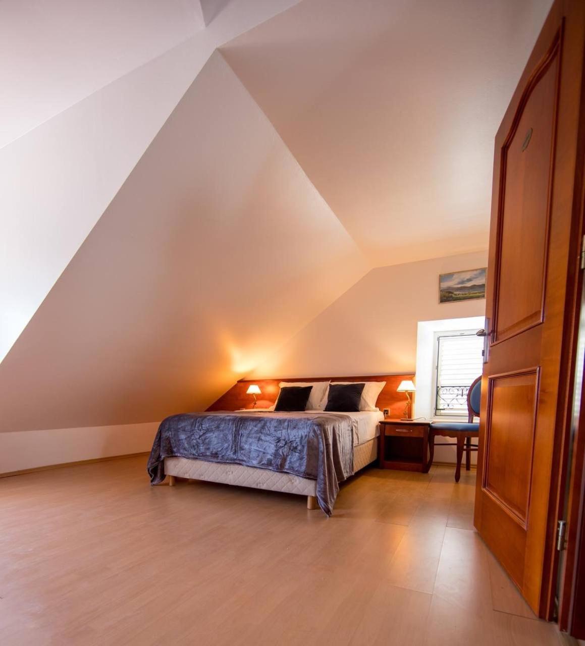 Apartments Villa Cardo Mali Ston Buitenkant foto